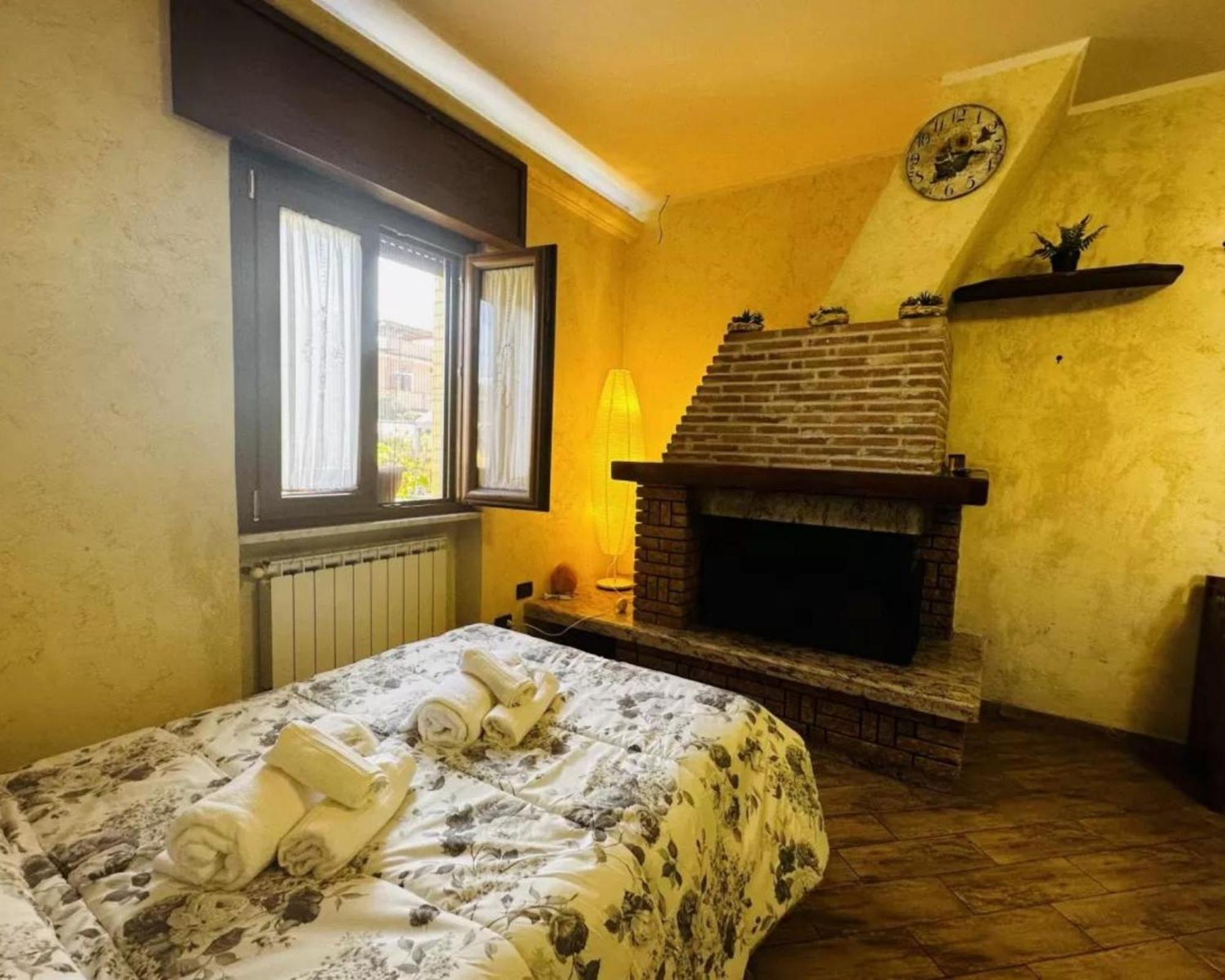 Romano House Фьюмичино Экстерьер фото